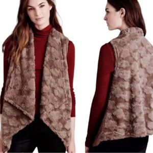 Anthropologie Elevenses Tan Fuzzy Faux Fur Textured Cascade Open Front Vest S